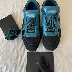 Raf Simons x Replicant Ozweego Black Colonial Blue